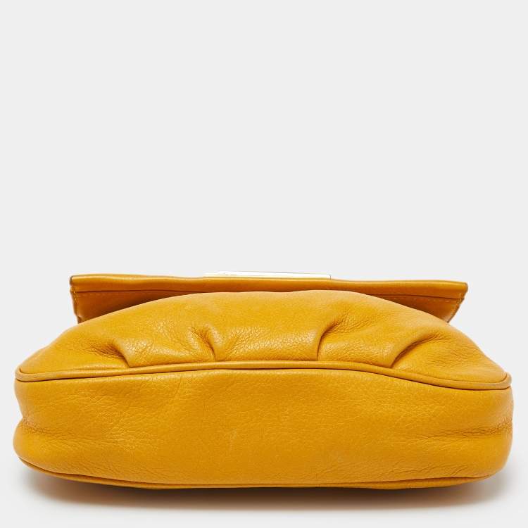 Pre Owned Fendi Yellow Leather Fendista Pochette Crossbody Bag