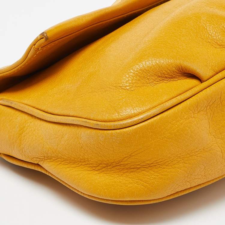 Pre Owned Fendi Yellow Leather Fendista Pochette Crossbody Bag