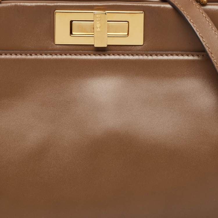 Pre Owned Fendi Brown Leather Medium Peekaboo Top Handle Bag