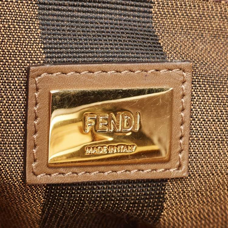 Pre Owned Fendi Brown Leather Medium Peekaboo Top Handle Bag