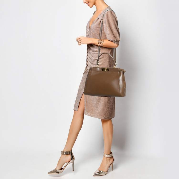 Pre Owned Fendi Brown Leather Medium Peekaboo Top Handle Bag