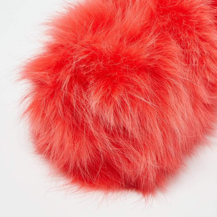 Pre Owned Fendi Red For Fur and Leather Small First Clutch