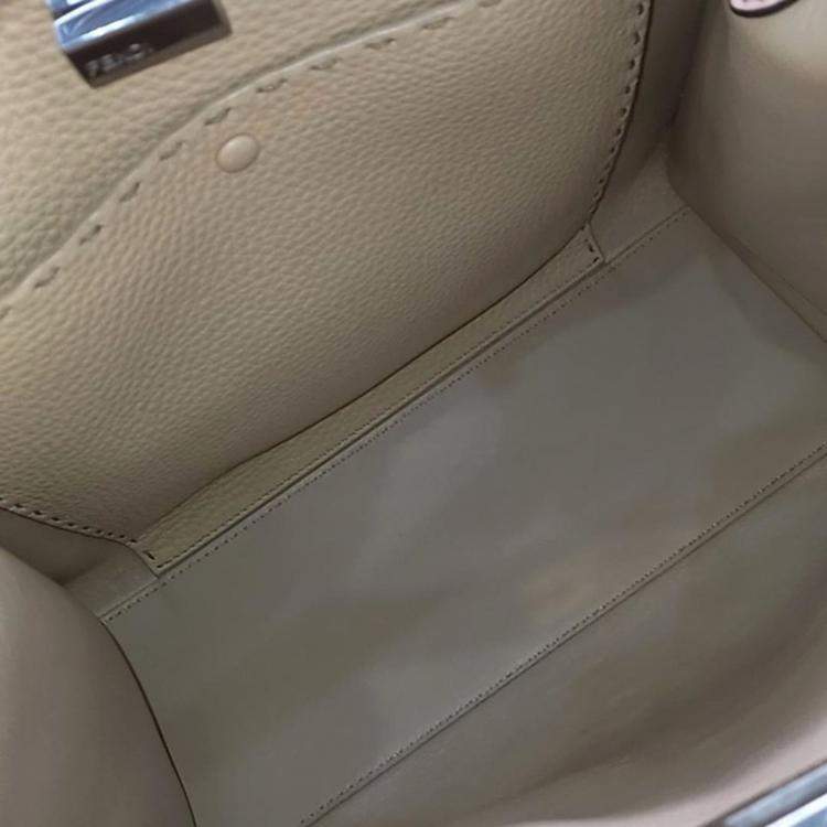 Pre Owned Fendi Pink Leather Selleria Peekaboo Shoulder Bag