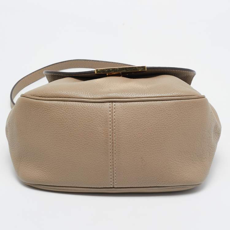 Pre Owned Fendi Beige Leather Flap Crossbody Bag