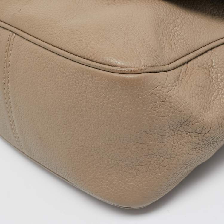 Pre Owned Fendi Beige Leather Flap Crossbody Bag