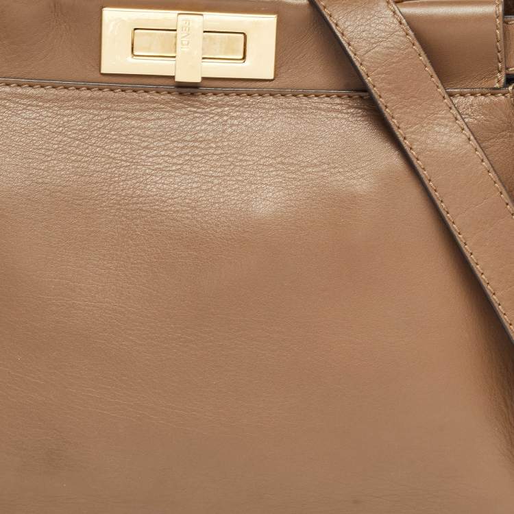 Pre Owned Fendi Brown Leather Medium Peekaboo Top Handle Bag