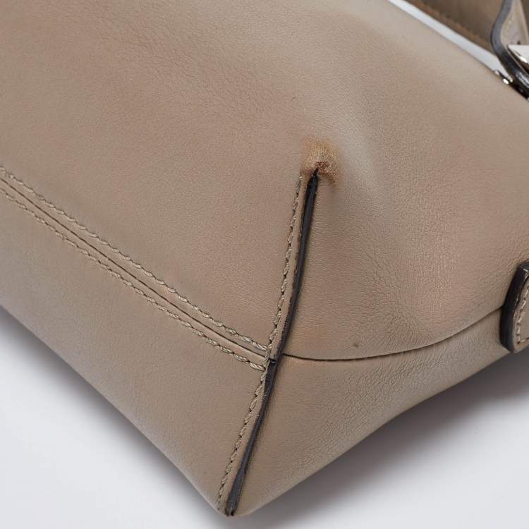 Pre Owned Fendi Beige Leather By The Way Crossbody Bag