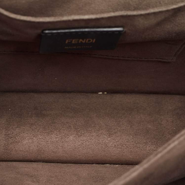 Pre Owned Fendi Dark Beige Leather Medium Scalloped Kan I Shoulder Bag
