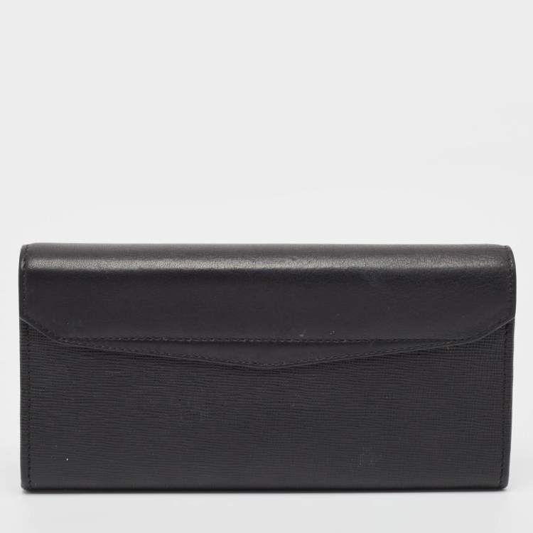 مملوكة مسبقًا Fendi Black Leather 2Jours Continental Wallet