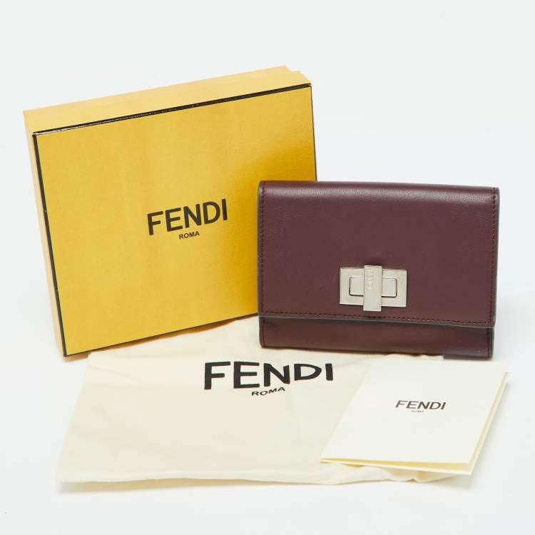 Pre Owned Fendi Burgundy Leather Peekaboo Trifold Wallet