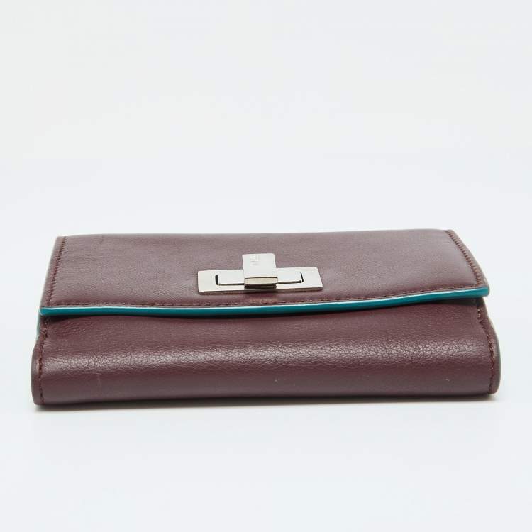 Pre Owned Fendi Burgundy Leather Peekaboo Trifold Wallet