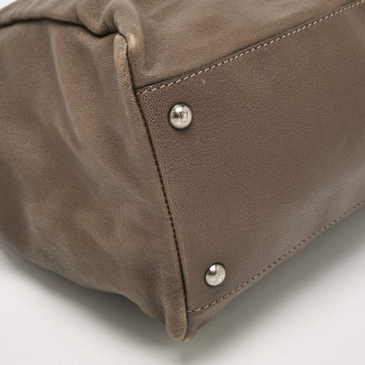 Pre Owned Fendi Grey Leather Large Peekaboo Top Handle Bag