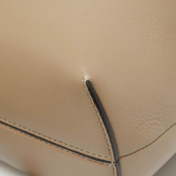 Pre Owned Fendi Beige Leather Medium First Shoulder Bag