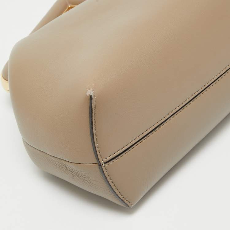Pre Owned Fendi Beige Leather Medium First Shoulder Bag