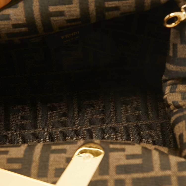 Pre Owned Fendi Beige Leather Medium First Shoulder Bag