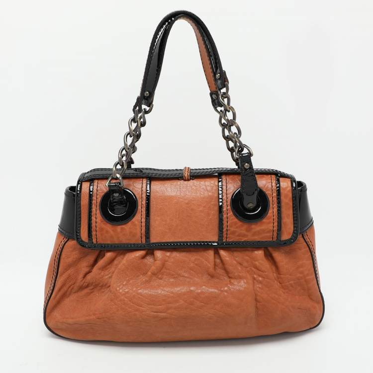Pre Owned Fendi Black/Brown Patent and Leather B Shoulder Bag