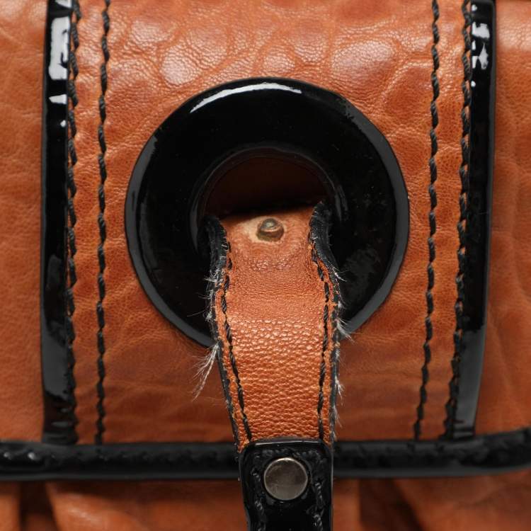 Pre Owned Fendi Black/Brown Patent and Leather B Shoulder Bag