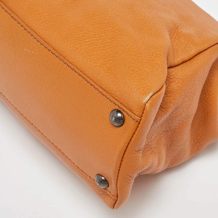 Pre Owned Fendi Mustard Leather Regular Peekaboo Top Handle Bag