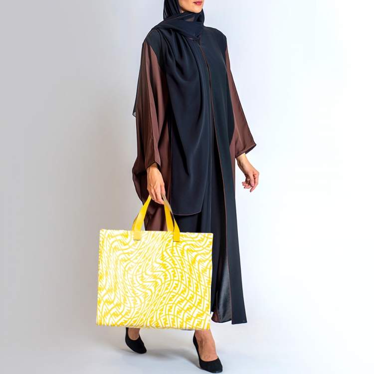 Pre Owned Fendi x Sarah Coleman Yellow FF Vertigo Canvas and Leather Shopper Tote