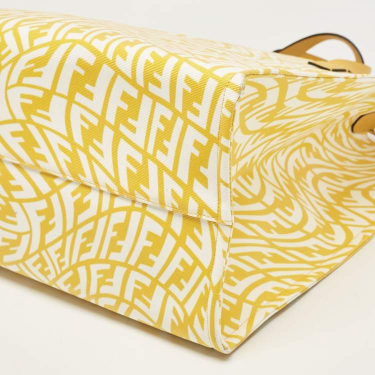 Pre Owned Fendi x Sarah Coleman Yellow FF Vertigo Canvas and Leather Shopper Tote