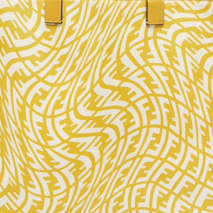 Pre Owned Fendi x Sarah Coleman Yellow FF Vertigo Canvas and Leather Shopper Tote