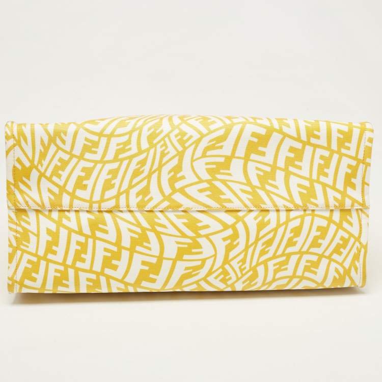Pre Owned Fendi x Sarah Coleman Yellow FF Vertigo Canvas and Leather Shopper Tote