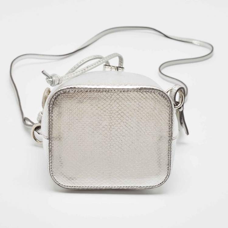 Pre Owned Fendi Silver Karung Leather Mini Mon Tresor Bucket Bag