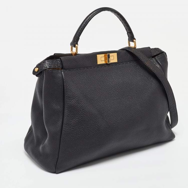 مملوكة مسبقًا Fendi Black Leather Large Selleria Peekaboo Top Handle Bag