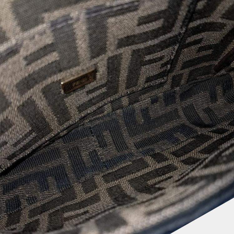 Pre Owned Fendi Zucca mini baguette bag