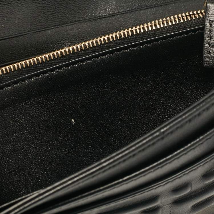 Pre Owned Fendi Black FF Leather Baguette Continental Chain Wallet