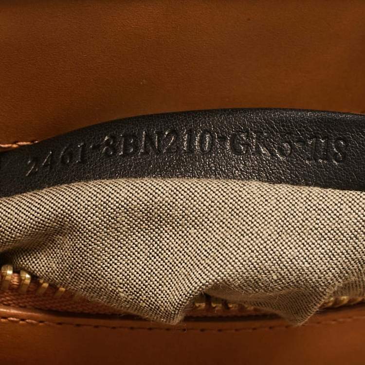 Pre Owned Fendi Black Leather Medium Peekaboo Top Handle Bag