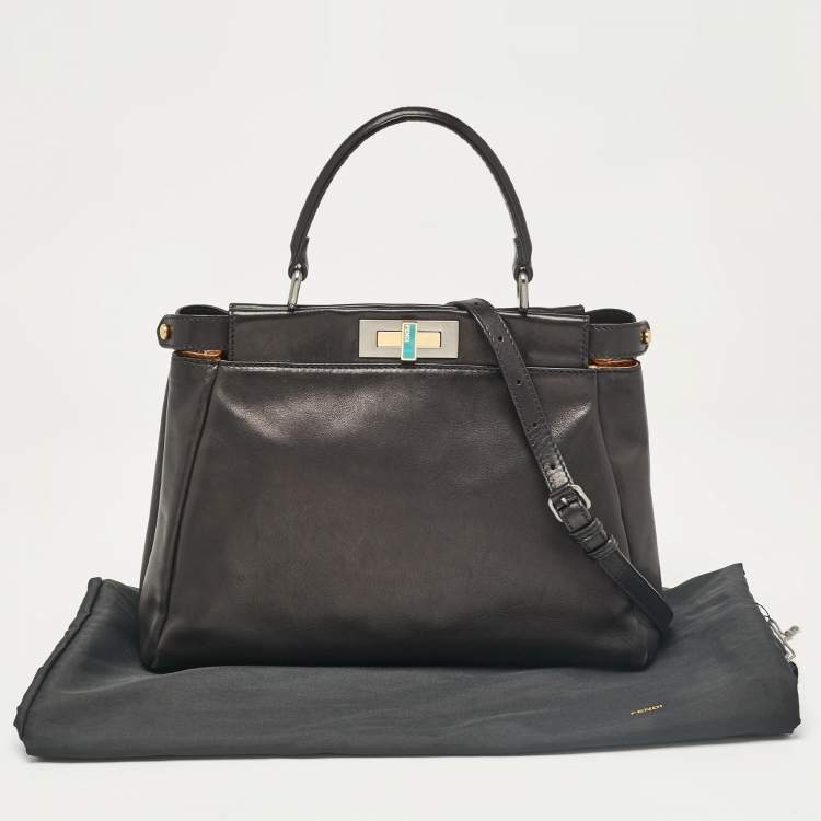Pre Owned Fendi Black Leather Medium Peekaboo Top Handle Bag