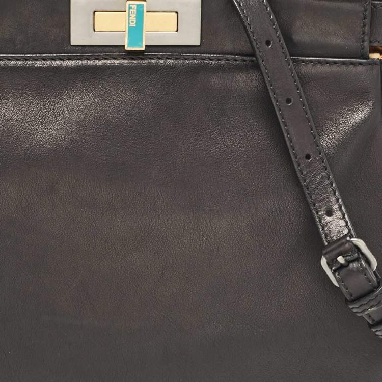 Pre Owned Fendi Black Leather Medium Peekaboo Top Handle Bag