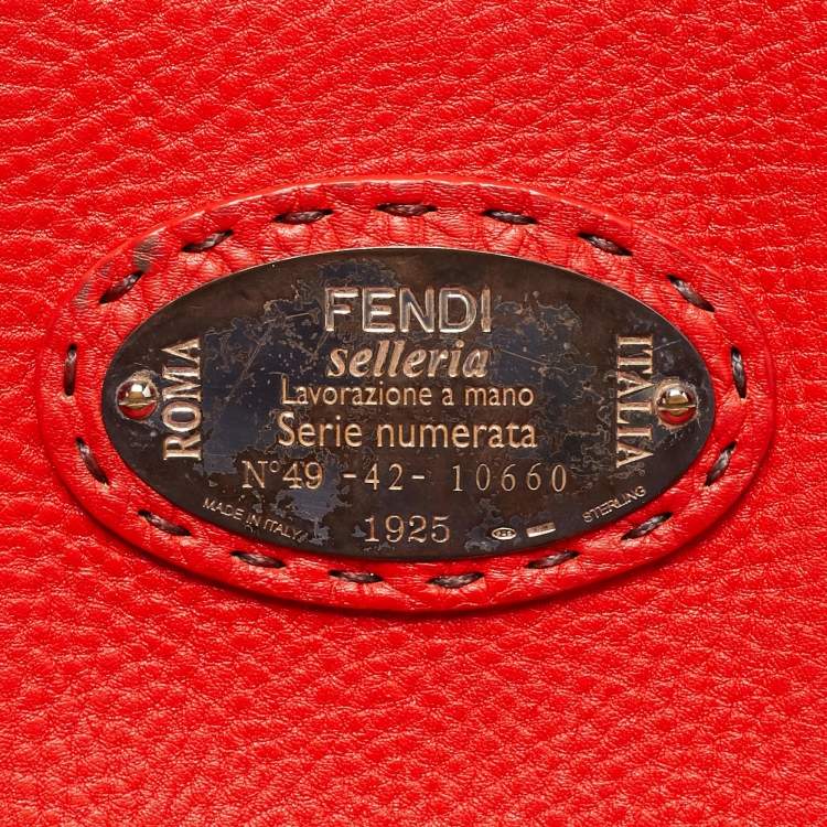 Pre Owned Fendi Grey Selleria Leather Medium Carla Tote