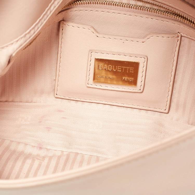 Pre Owned Fendi Blush Pink Leather Baguette Bag