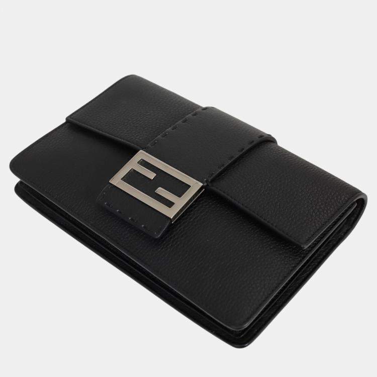Pre Owned  Fendi Black Leather Selleria FF Baguette Clutch