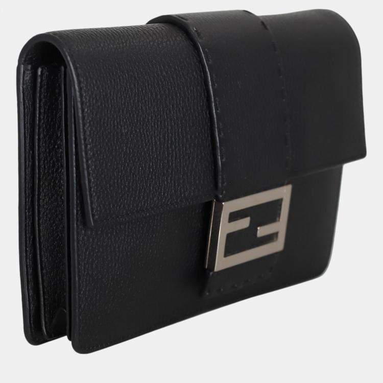 Pre Owned  Fendi Black Leather Selleria FF Baguette Clutch