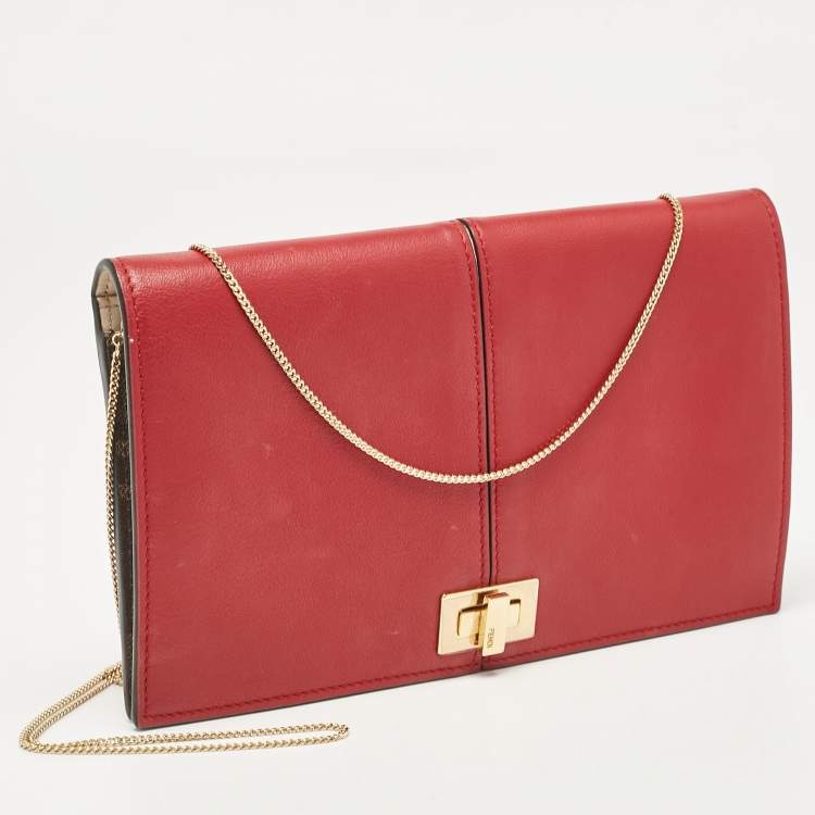 Pre Owned Fendi Red Leather Peekaboo Chain Clutch