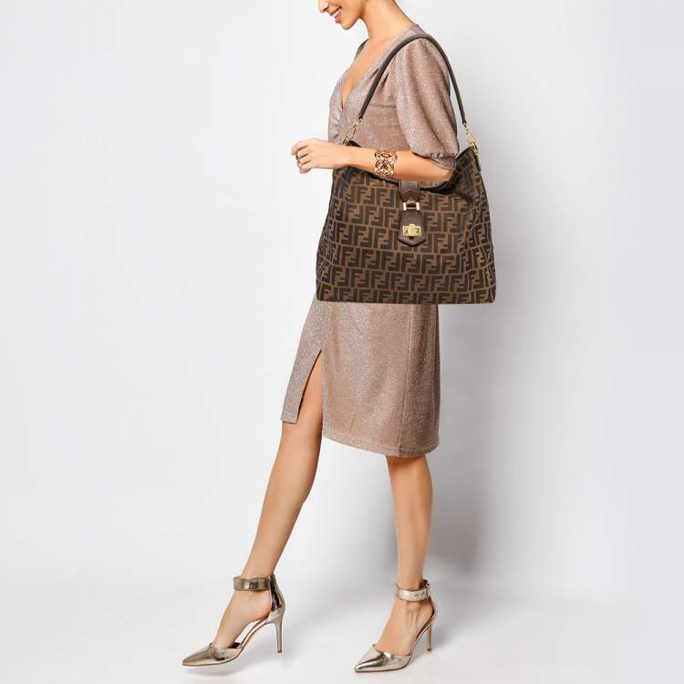 Pre Owned Fendi Tobacco Zucca Canvas and Leather Clasp Shoulder Bag