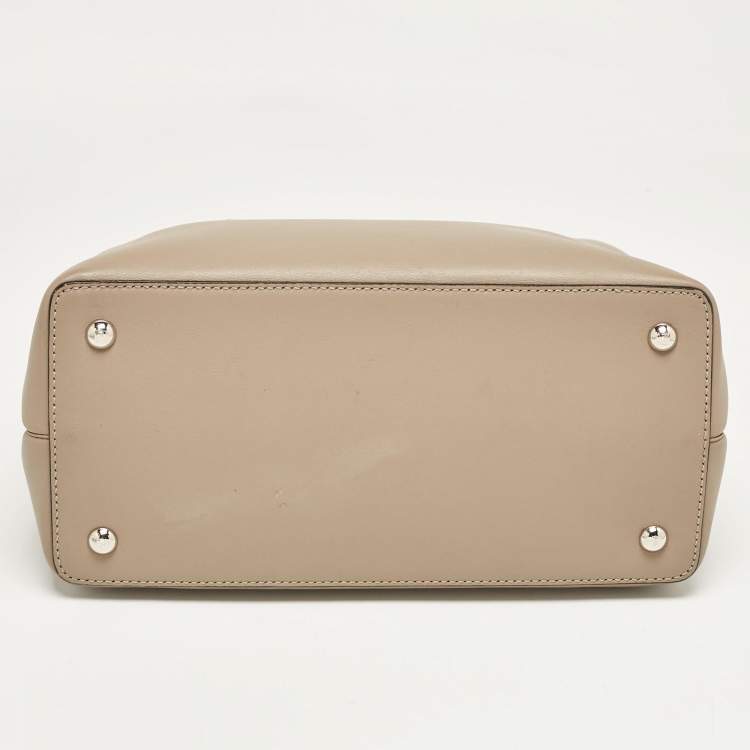 Pre Owned Fendi Beige Leather Petite 2Jours Tote