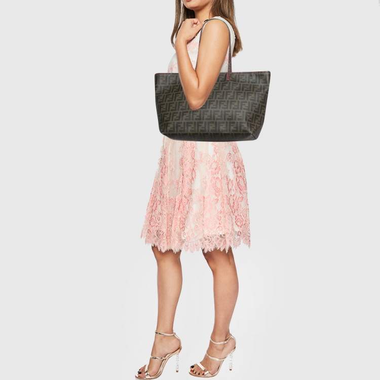 Pre Owned Fendi Tobacco/Pink Zucca Coated Canvas and Leather Roll Shopper Tote