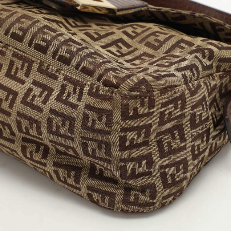 Pre Owned Fendi Beige/Brown FF Zucca Canvas Forever Baguette Shoulder Bag
