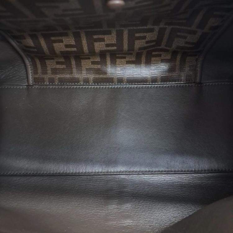 Pre Owned Fendi Red Leather Peekaboo XLite Medium Bag