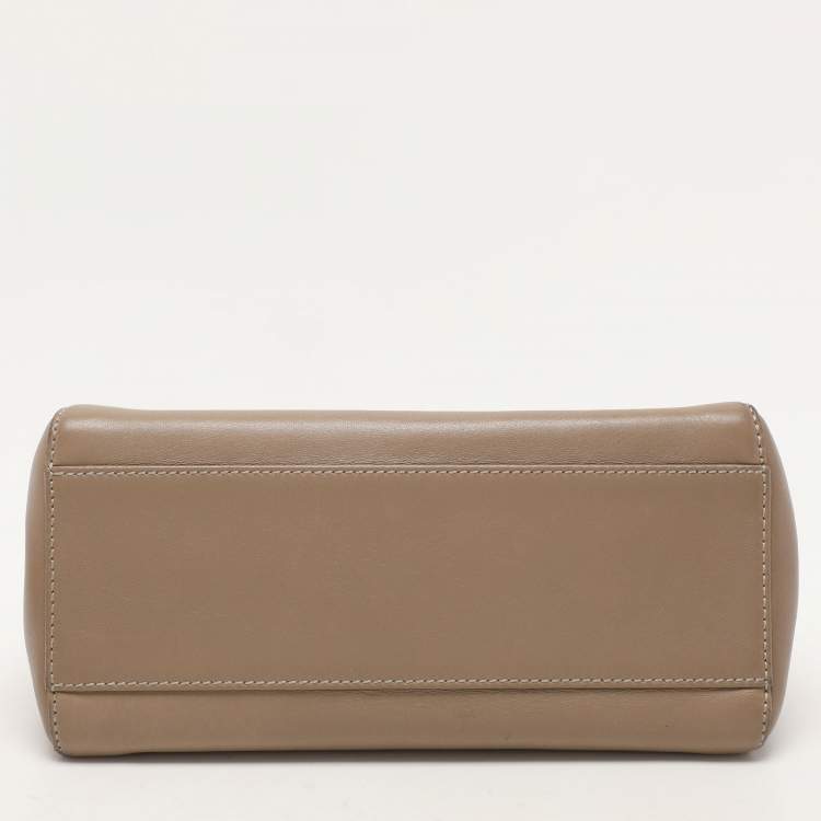 Pre Owned Fendi Beige Leather Mini Peekaboo Top Handle Bag