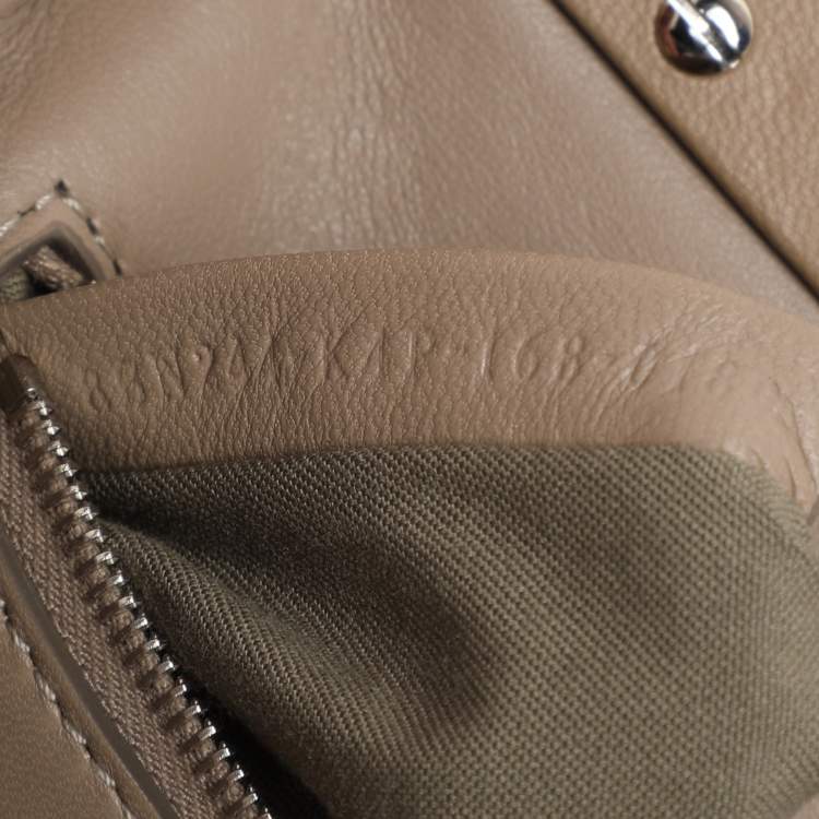 Pre Owned Fendi Beige Leather Mini Peekaboo Top Handle Bag