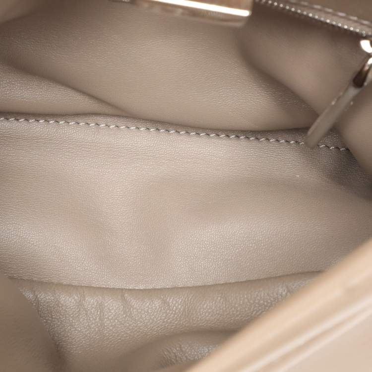 Pre Owned Fendi Beige Leather Mini Peekaboo Top Handle Bag