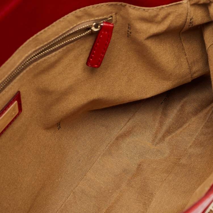 Pre Owned Fendi Red Leather Maxi Baguette Flap Shoulder Bag