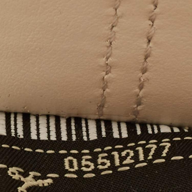 Pre Owned Fendi Transparent/Off White Zucca PVC and Leather Small Runaway Shopper Tote