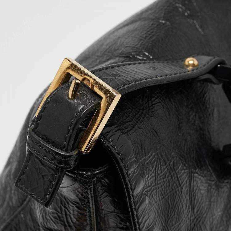 Pre Owned Fendi Black Crinkled Patent Leather Mama Baguette Shoulder Bag