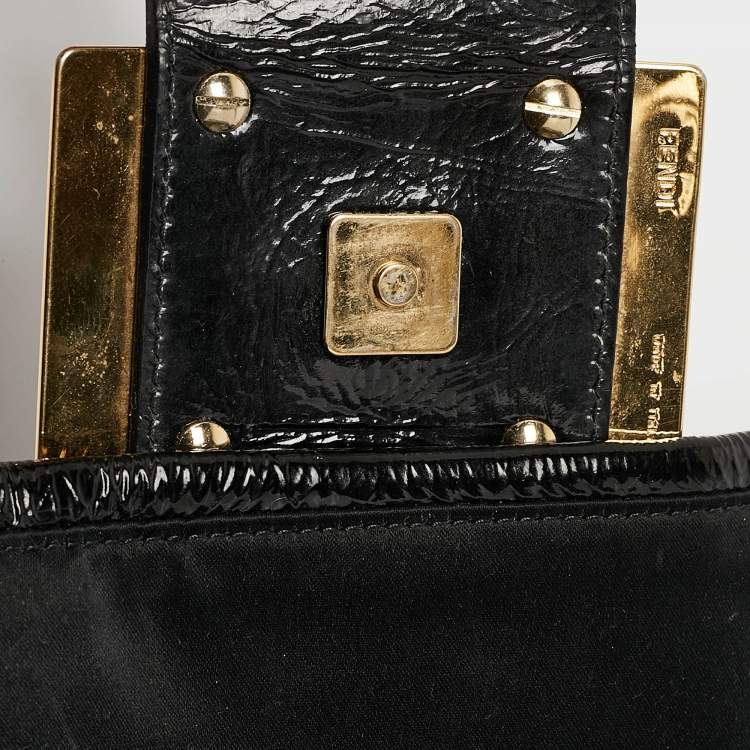 Pre Owned Fendi Black Crinkled Patent Leather Mama Baguette Shoulder Bag